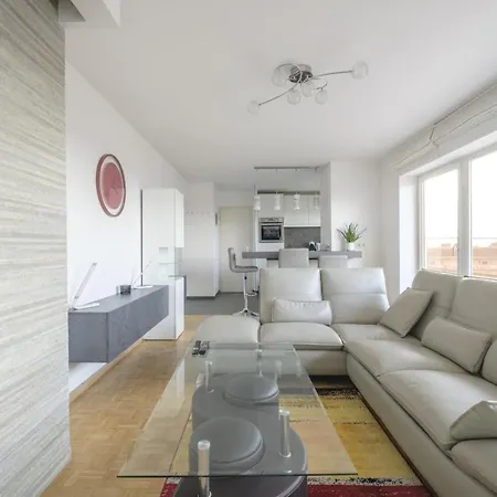 Apartment With Big Terrace